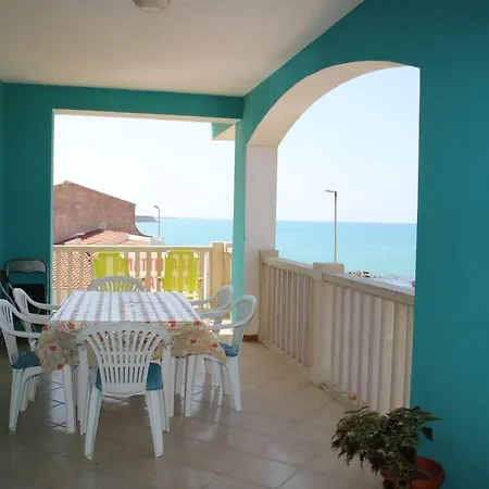 Edificio Cannizzo Scoglitti